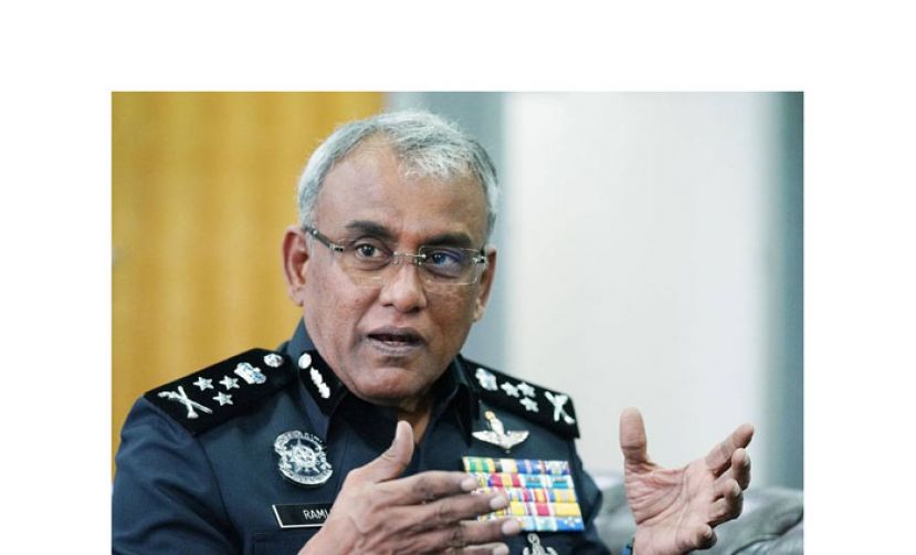 拿督斯里南利。