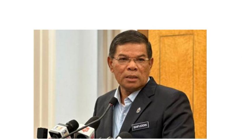 内政部长拿督斯里赛弗丁。