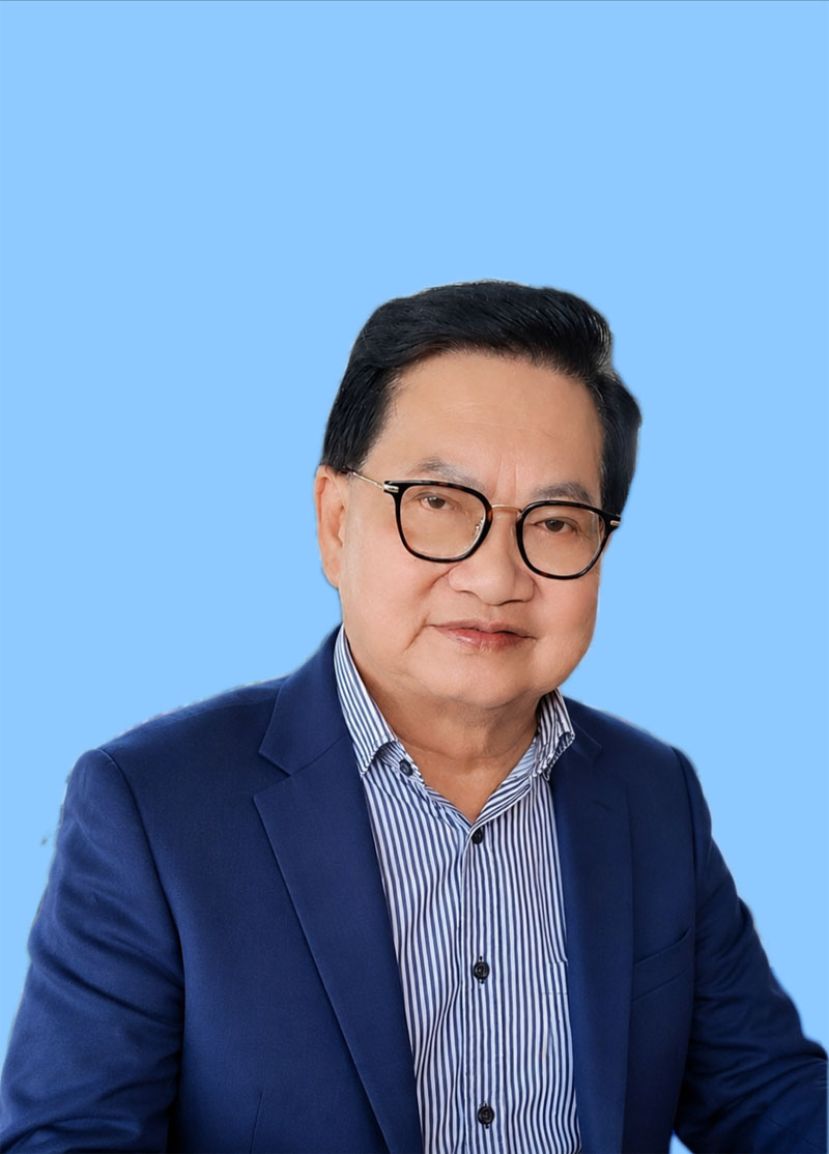 斯木省华总会长兼成邦江中华总商会会长拿督吴标生博士。