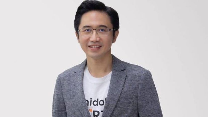 裕差南是他信的外甥。