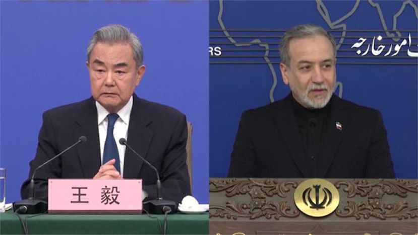 伊朗外交部长阿拉奇24日与中国外交部长王毅通话，强调荷姆兹海峡对所有人开放，但交战国除外。