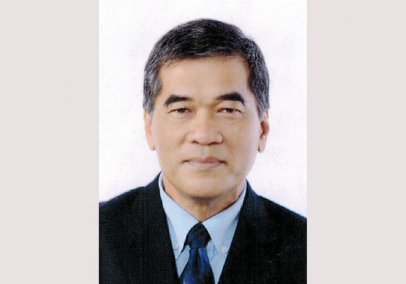 砂拉越卫生局长钱仁兴医生。