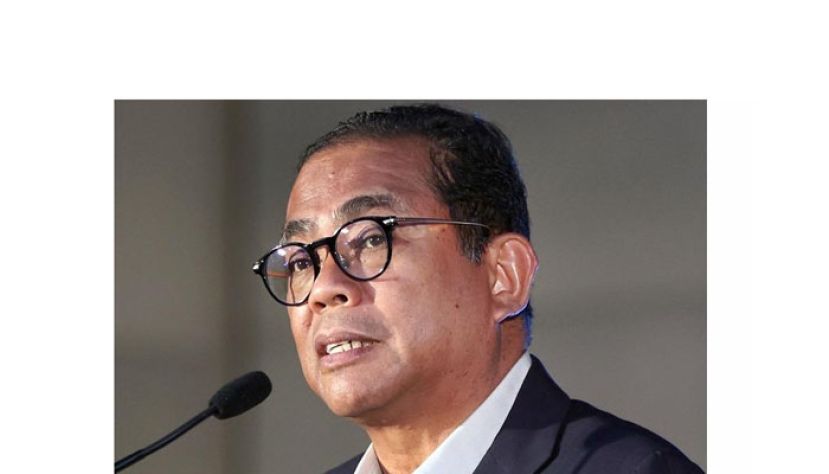 拿督斯里卡立诺丁。