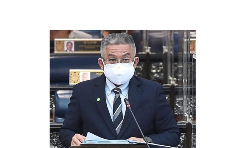 卫生部长拿督斯里阿汉巴巴。