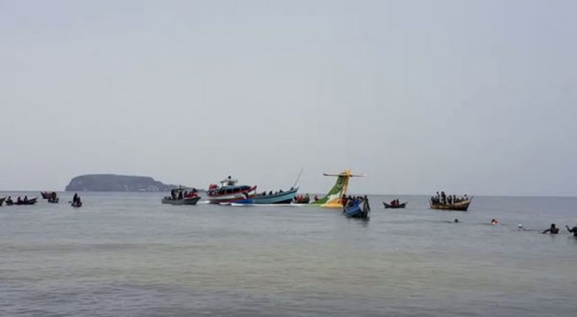 坦尚尼亚6日发生坠机空难，该国总理公布至少已19人丧命。