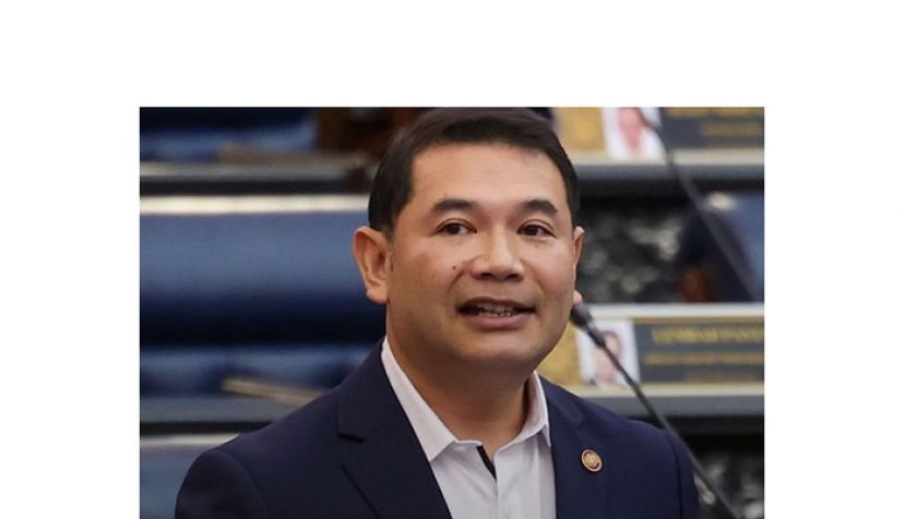 经济部长拉菲兹。