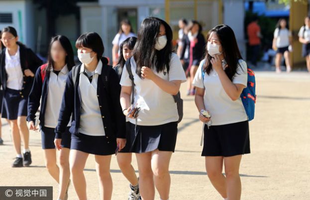曾遭受校园暴力的回答比率增加。