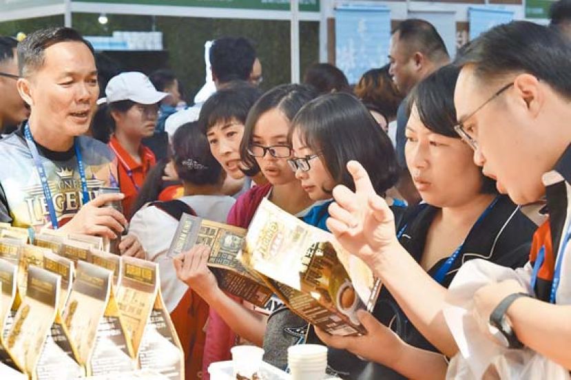 东博会公众开放日迎来“淘宝”热。