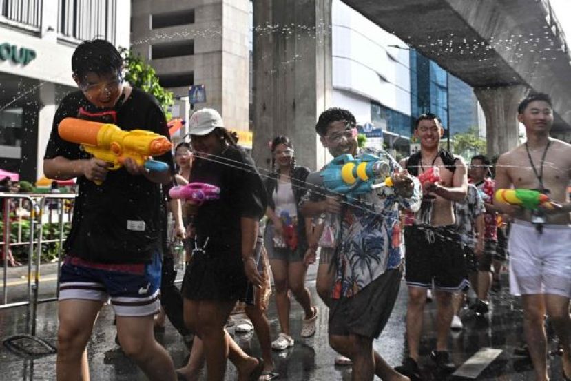 泰国泼水节游客逾55万人次，预计旅游收入同比增长6%。