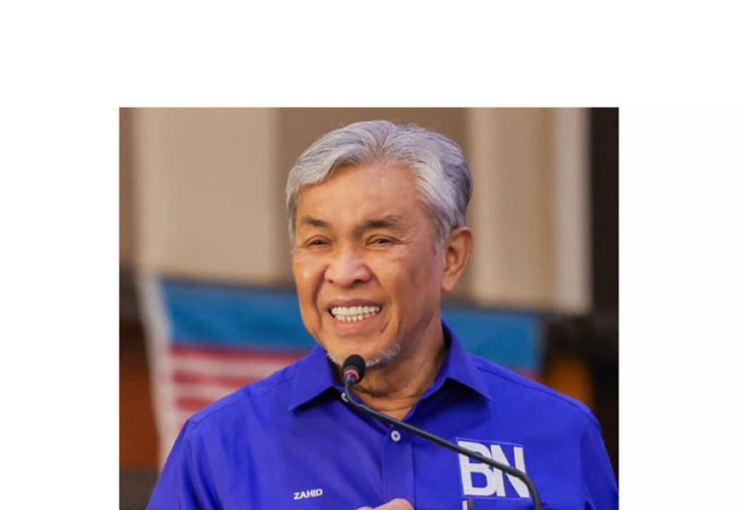 拿督斯里阿末扎希。