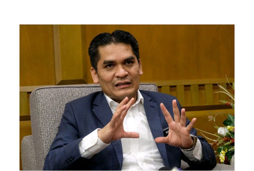 教育部长莫哈末拉兹。