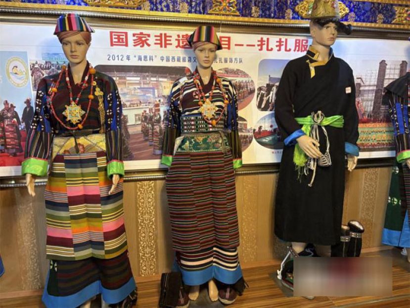 国家级非物质文化遗产&mdash;&mdash;扎扎服饰。