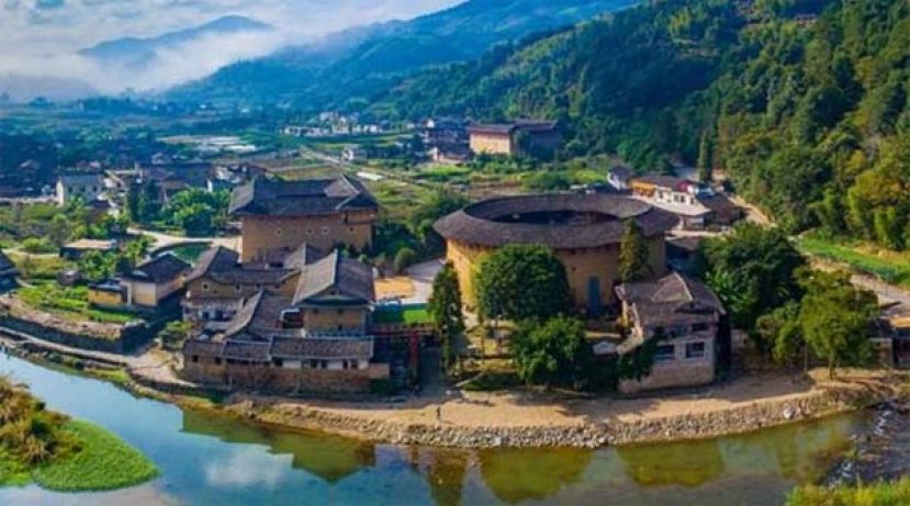 福建省的官洋村位是土楼文化、闽南文化、客家文化的&ldquo;大观园&rdquo;。