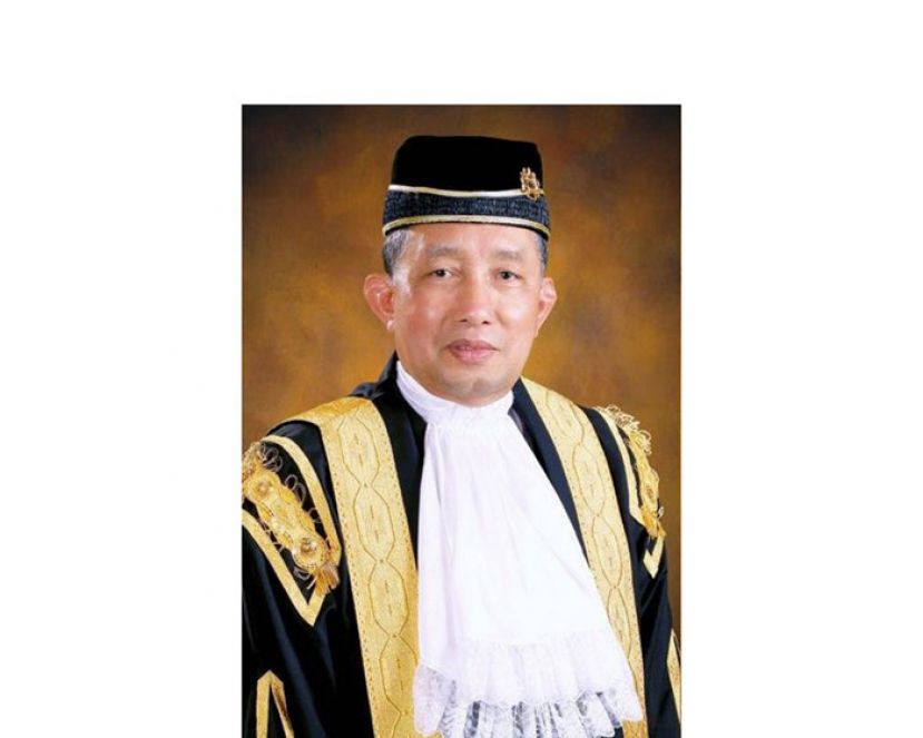 总检察长丹斯里依德鲁斯哈伦。