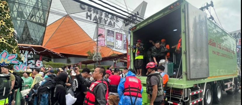 男子与在合艾旅游的妻儿失联长达一周后  在拯救人员协助下平安获救