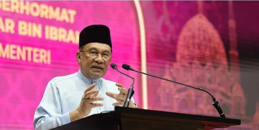 安华称赞砂拉越是国家经济进步的重要贡献者  教育、工业、能源和天然气开发等方面迅速发展