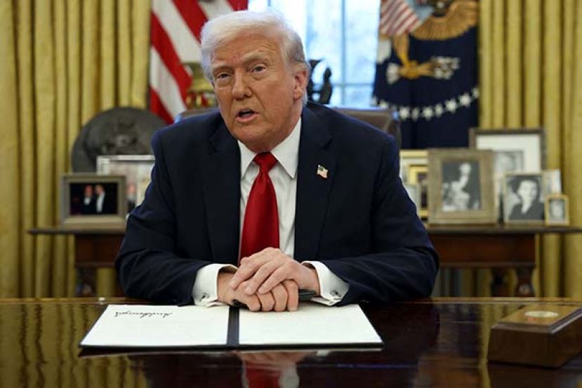 ●特朗普宣布加徵汽车关税。