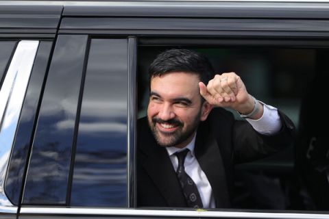 曼达尼当选纽约市长。