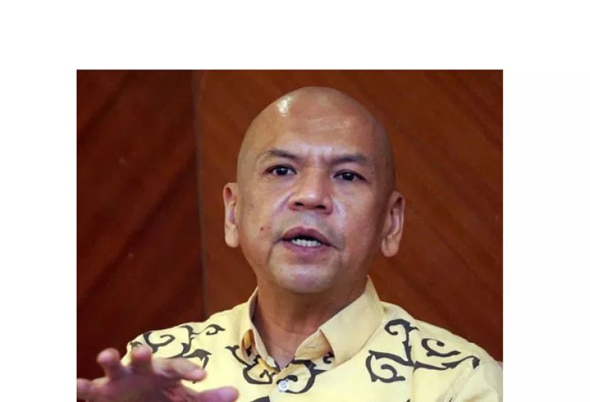 内贸部长阿米占。