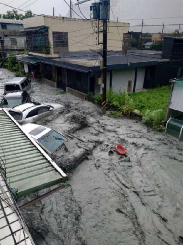 颱风“桦加沙”重創花蓮，14死多人失联。
