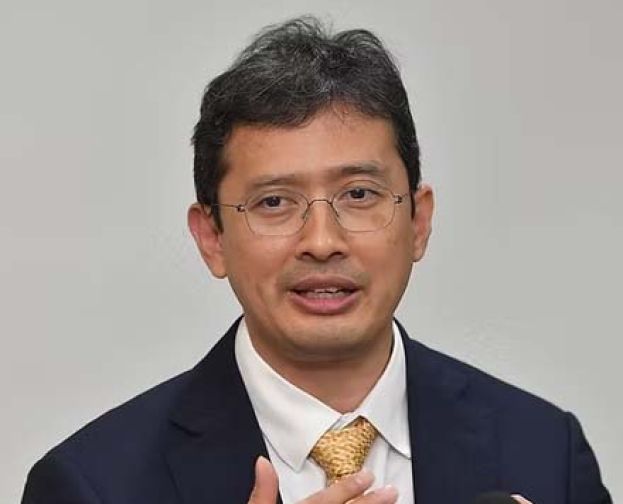 ●财政部秘书长拿督佐汉。