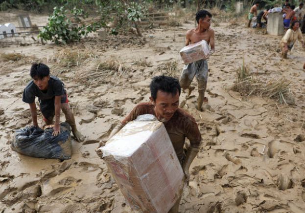 亚齐特区东部塔米昂县在这次洪灾中深受重创。