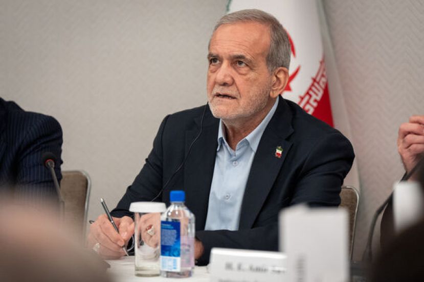 伊朗总统裴泽斯基安。