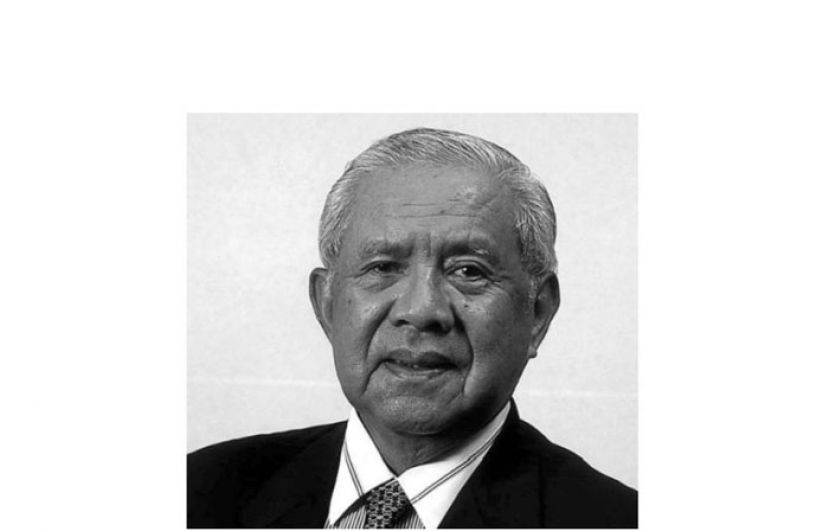 东姑礼道胡丁遗照。