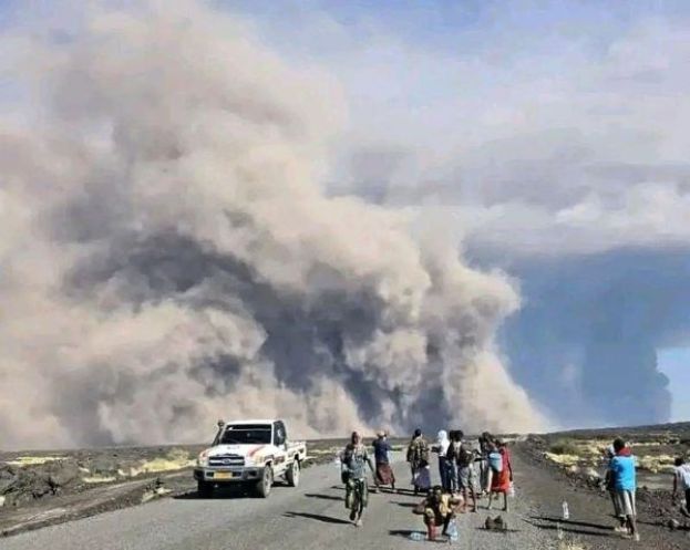 沉寂1.2万年，埃塞俄比亚海利古比火山喷发。