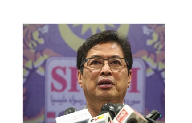 丹斯里阿占巴基。