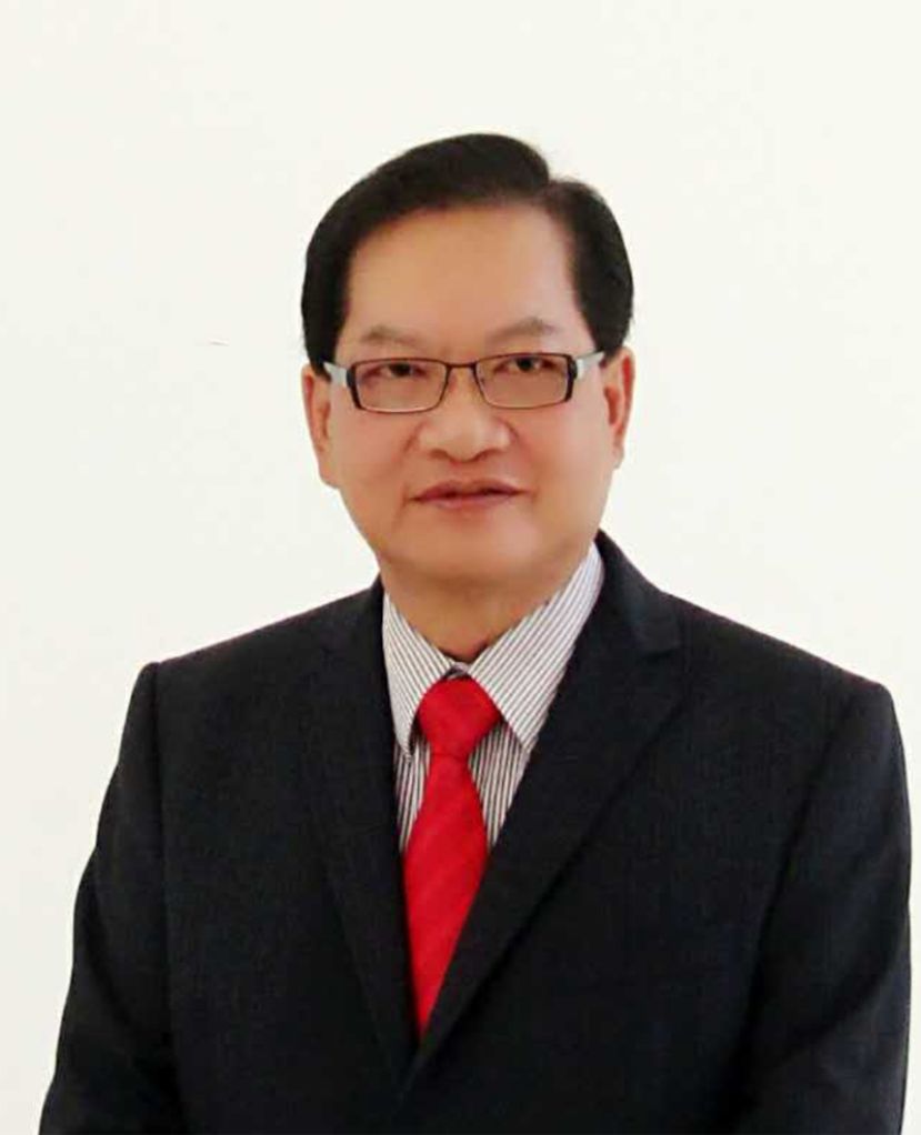 斯木省华总会长兼成邦江中华总商会会长拿督吴标生博士。