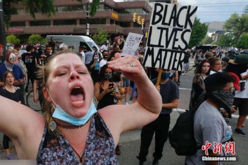 当地时间5月30日，明尼苏达州州长称，他已“充分动员”该州国民警卫队以平息骚乱。报道称，这是明尼苏达州国民警卫队164年历史中，规模最大的一次国内部署行动。