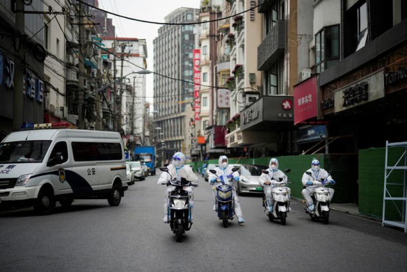 《路透社》报导指出，中国最快周三会放宽疫情防控措施。