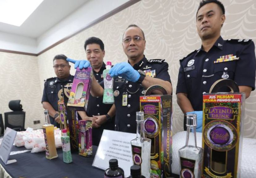 毒品溶入饮料伪装成健康饮品运出国  巫裔夫妇落警网