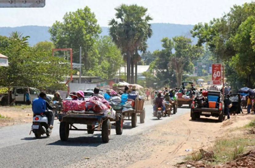 泰柬边境百姓大转移。