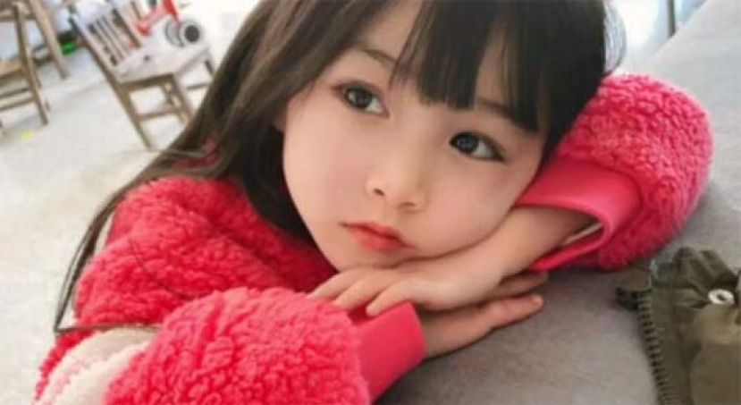 安徽8岁女童&ldquo;天使面孔&rdquo; 却患绝症平均寿命仅14年。
