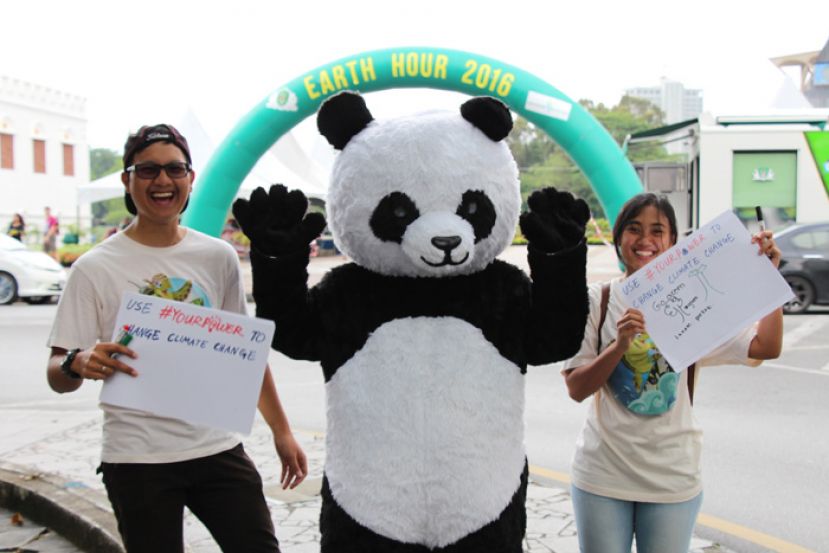 每年的&ldquo;地球一小时&rdquo;（Earth Hour）活动，旨在提高人们对解决全球暖化问题的认识与醒觉。照片来自：&copy; WWF-Malaysia