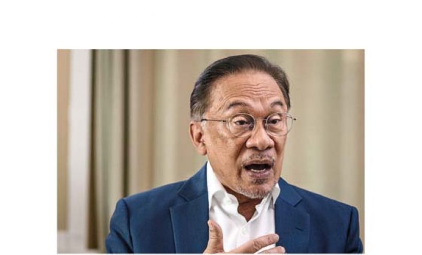 拿督斯里安华。