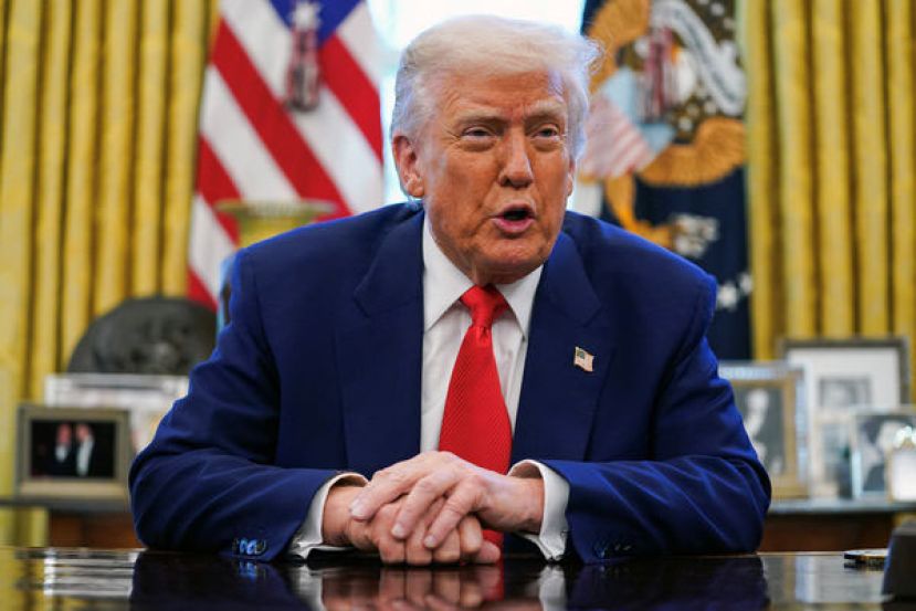 特朗普表示，政府正在处理大约5至6个贸易谈判，预计其中2至3项可望在8月1日前签成。