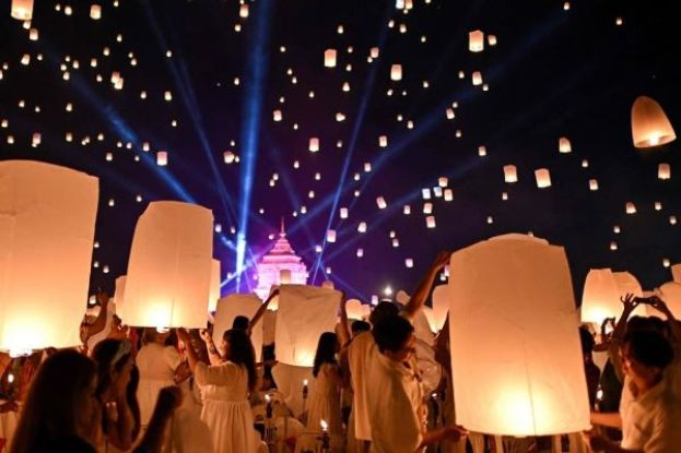 清迈天灯节每年吸引众多国内外游客。