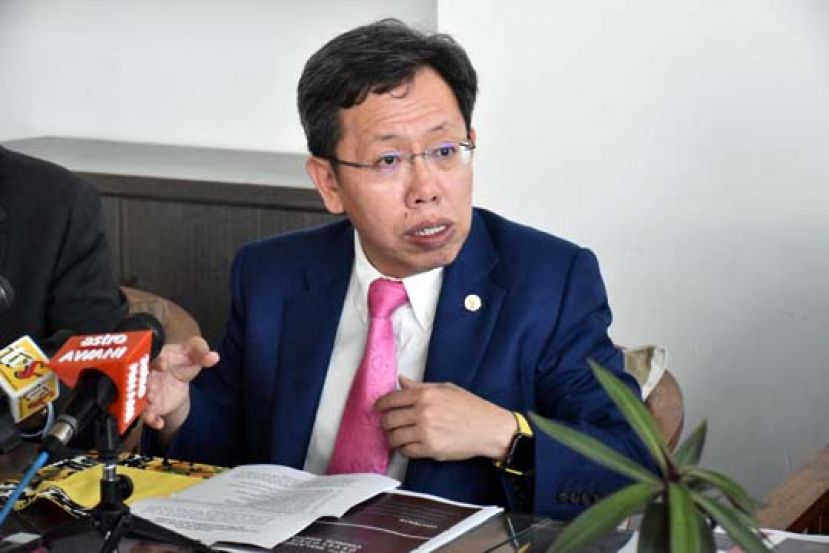 砂地方政府与房屋部长拿督沈桂贤。