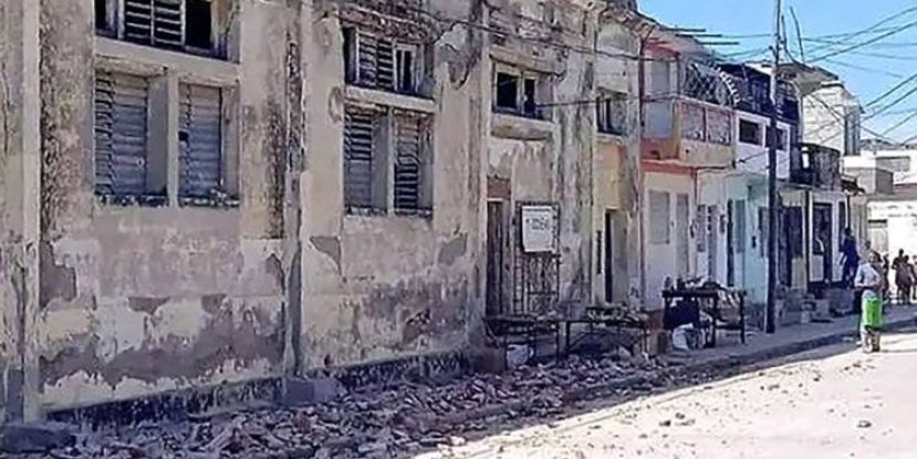 古巴东南部近海6.7级地震，未发海啸警报。