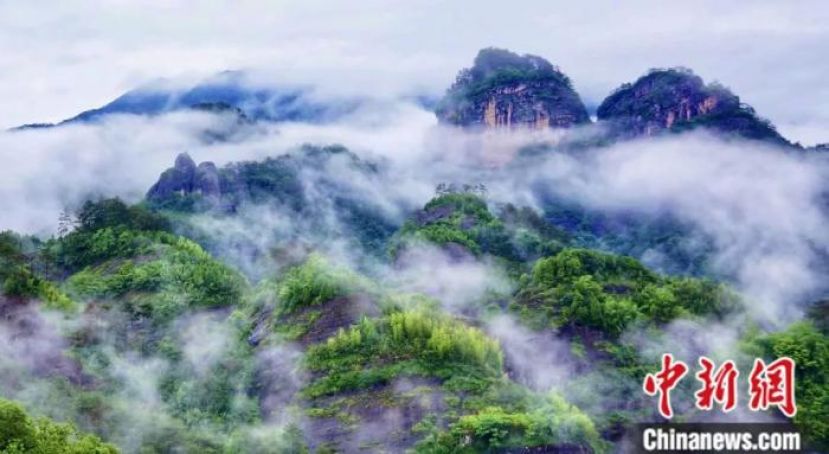 武夷山&ldquo;江山如画&rdquo;。