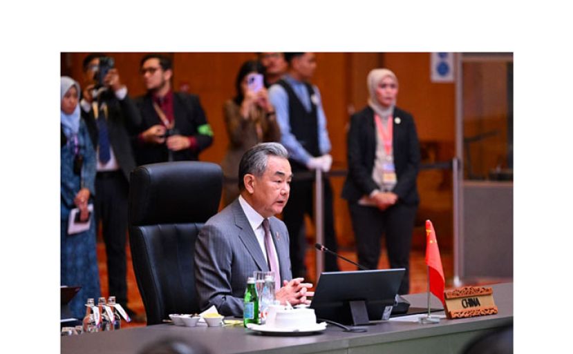 中国外长王毅。