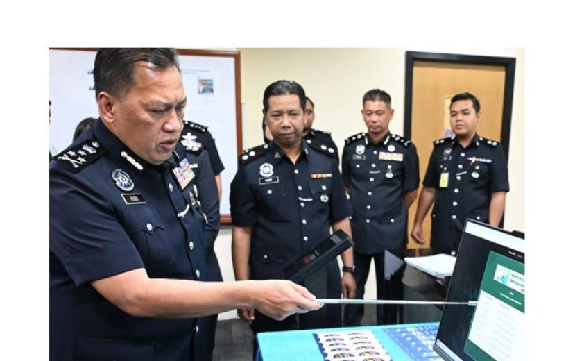 拿督鲁斯迪介绍“Semakmule”网站。