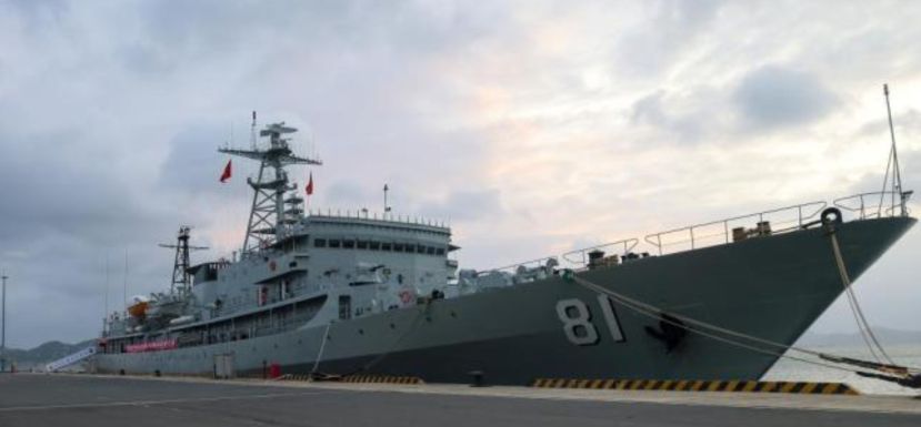 海军&ldquo;向前进1号&rdquo;到访巴生邮轮码头