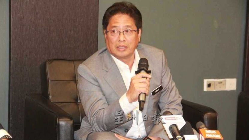 大马反贪污委员会主席丹斯里阿占巴基向媒体发表谈话时摄。