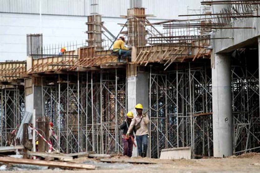 行管令首两个月　大马建筑业损失172亿