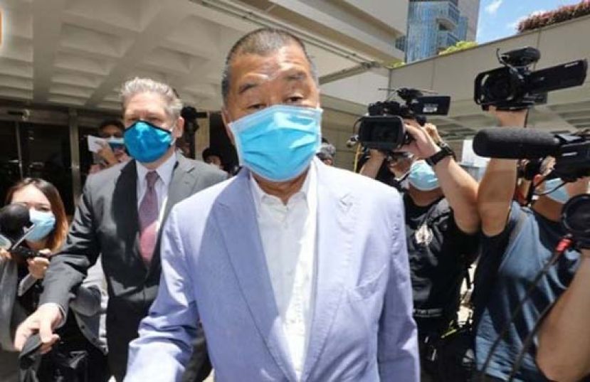 黎智英上周五(12日)到高院申请撤销禁离境要求，但最终不获法官批准。