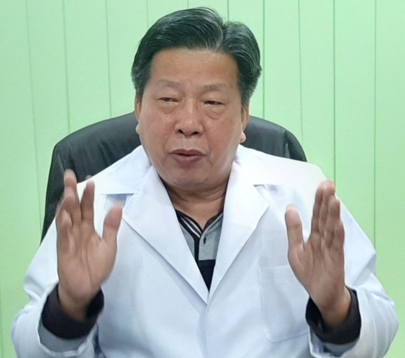 砂医总会长兼亚洲中医技职学院院长江宗兴。